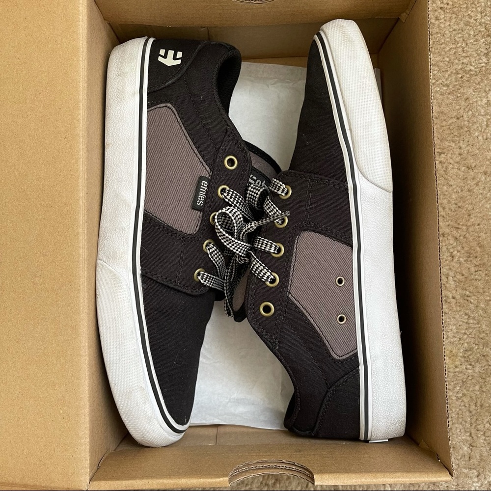 Etnies